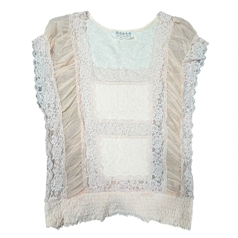 Free People peach Lace Ruffle Smocked Hem Boho Crochet Top Womens Large